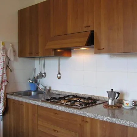 Διαμέρισμα Cozy With Terrace